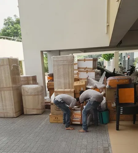 Relocation delivery by Sakshi Home Packers and Movers
